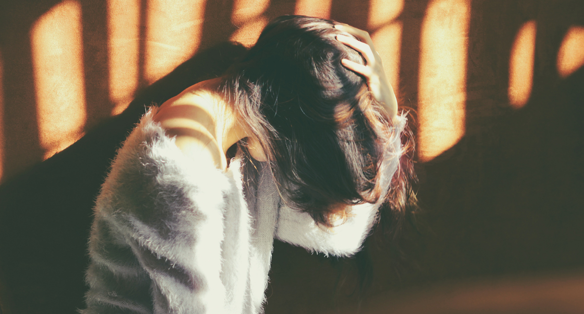 Factores desencadenantes de la migraña y cómo prevenirla