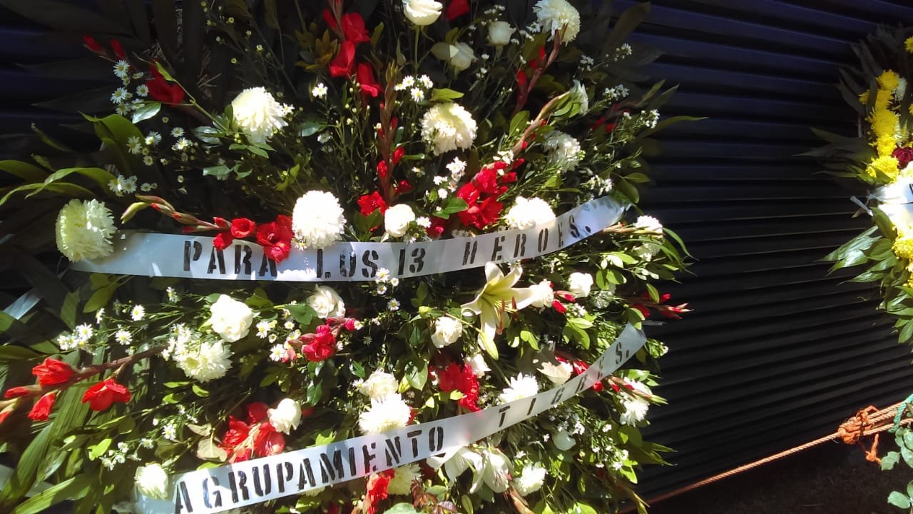 Realizan homenaje a policías que murieron durante emboscada en Aguililla, Michoacán - homenaje-policias-aguililla1