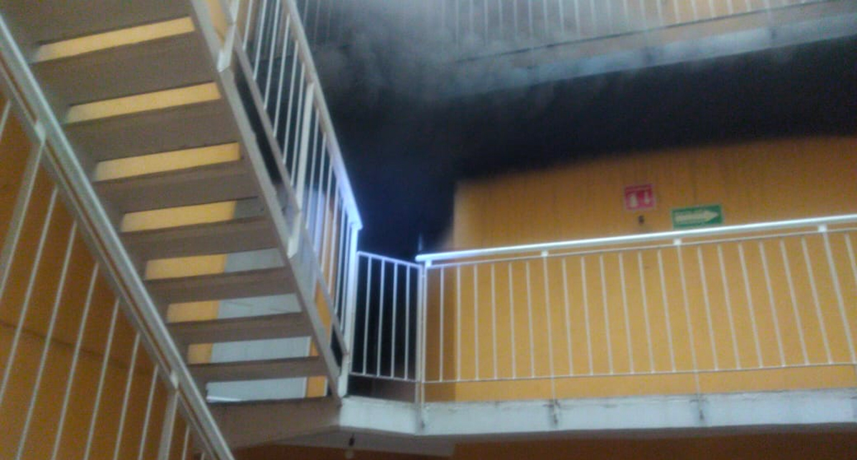 Incendio en edificio de departamentos en la GAM