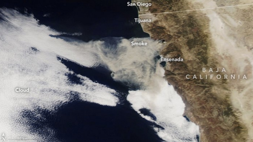 NASA revela imágenes de los incendios en Baja California NASA revela imágenes de los incendios en Baja California