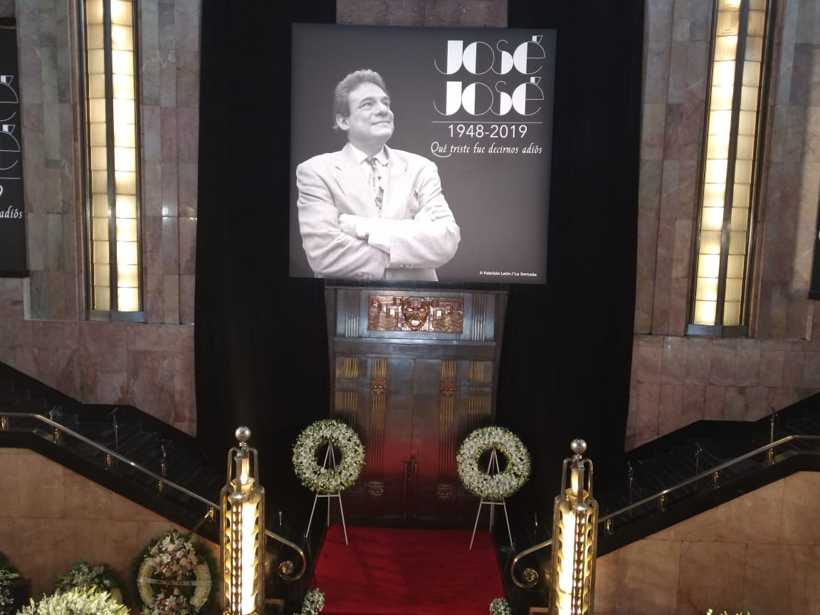 Anel se une a sus hijos José Joel y Marysol para homenaje a José José - interior-de-bellas-artes