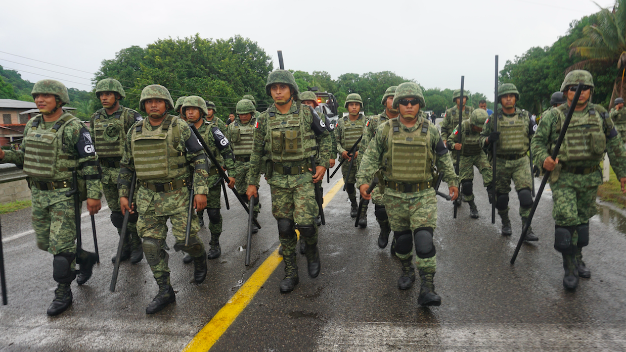 Gobierno de México es perrero de Trump: activista - jercito-migrantes