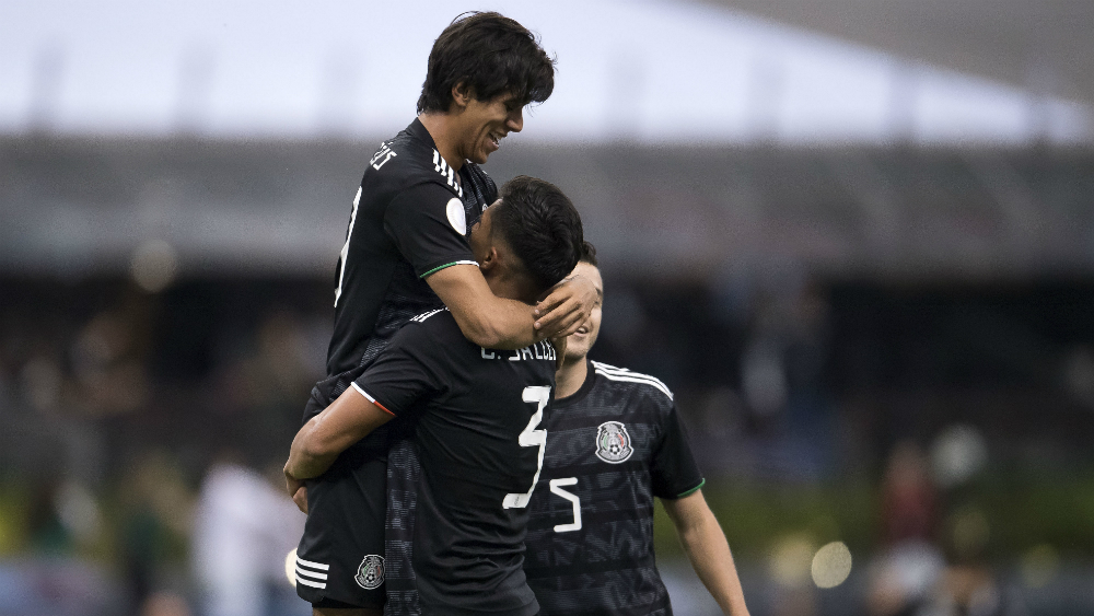 México sufre, pero gana a Panamá en el Azteca