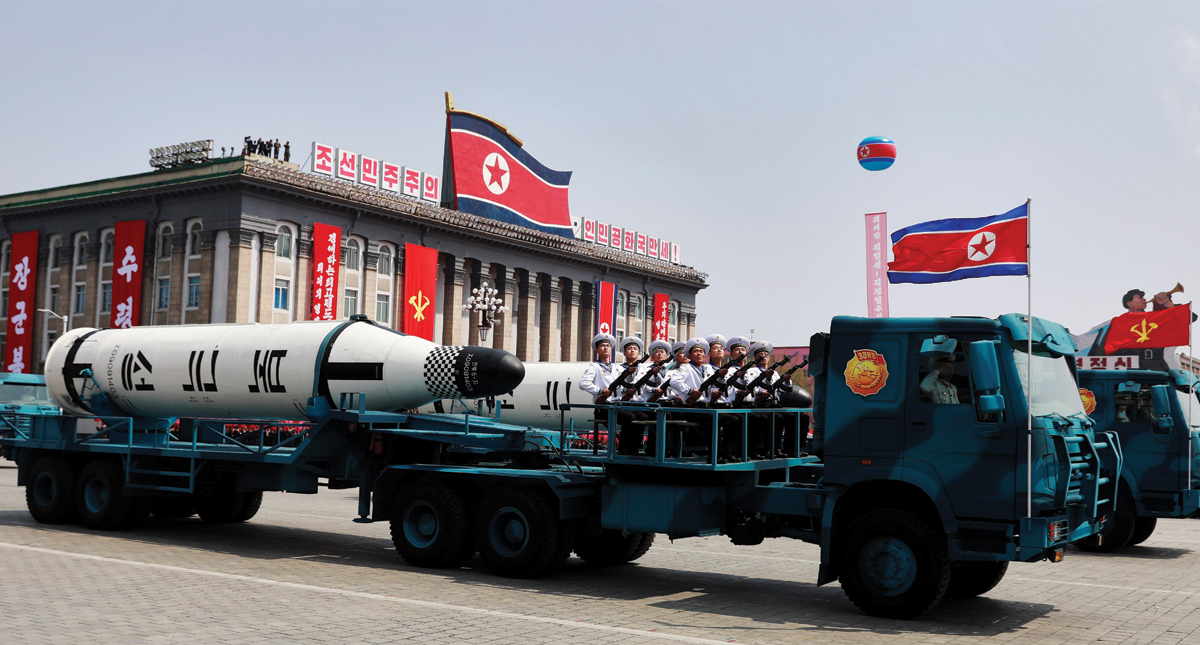 Corea del Norte realiza ensayo con lanzacohetes múltiple