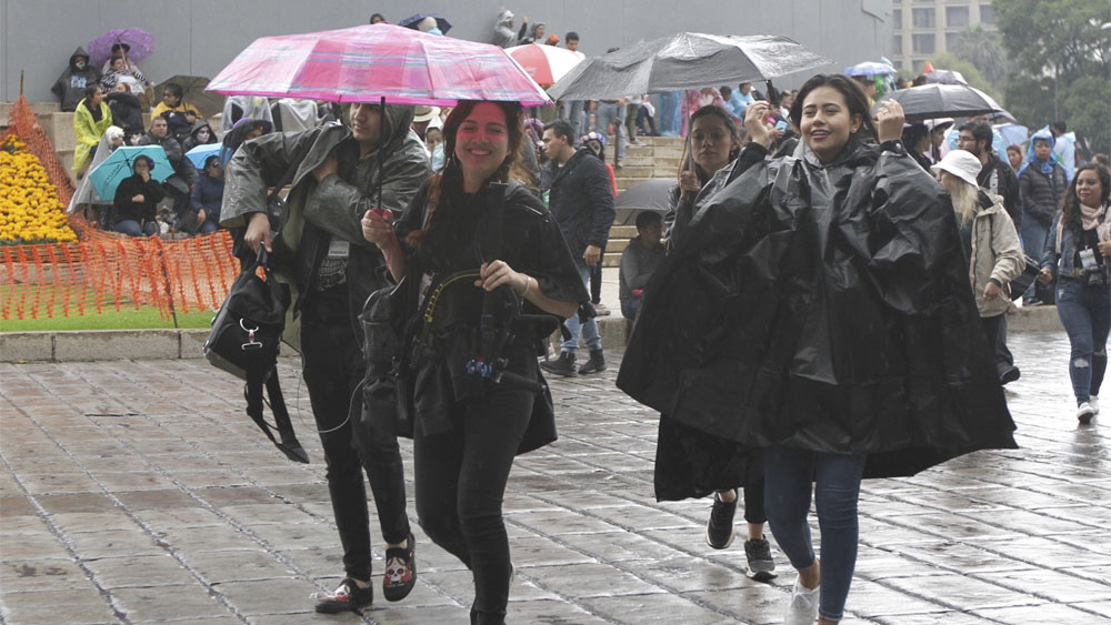 Pronostican lluvias este sábado en gran parte del país