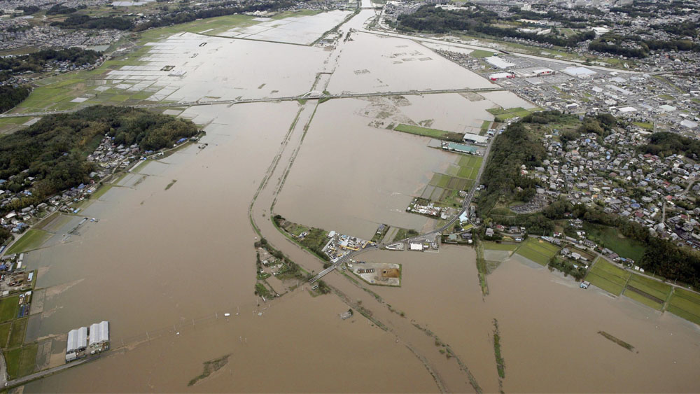 Lluvias dejan al menos 10 muertos en Japón