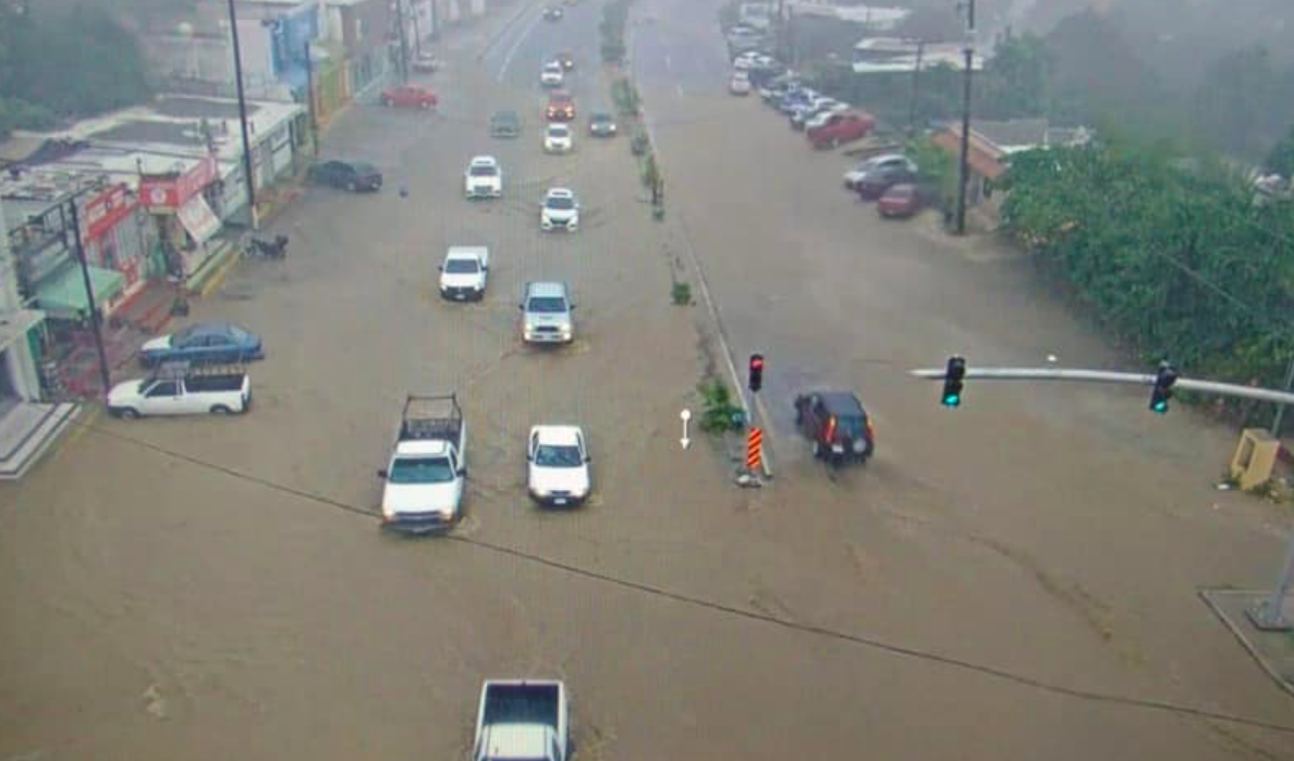 Fuertes lluvias dejan al menos un muerto en Baja California Sur