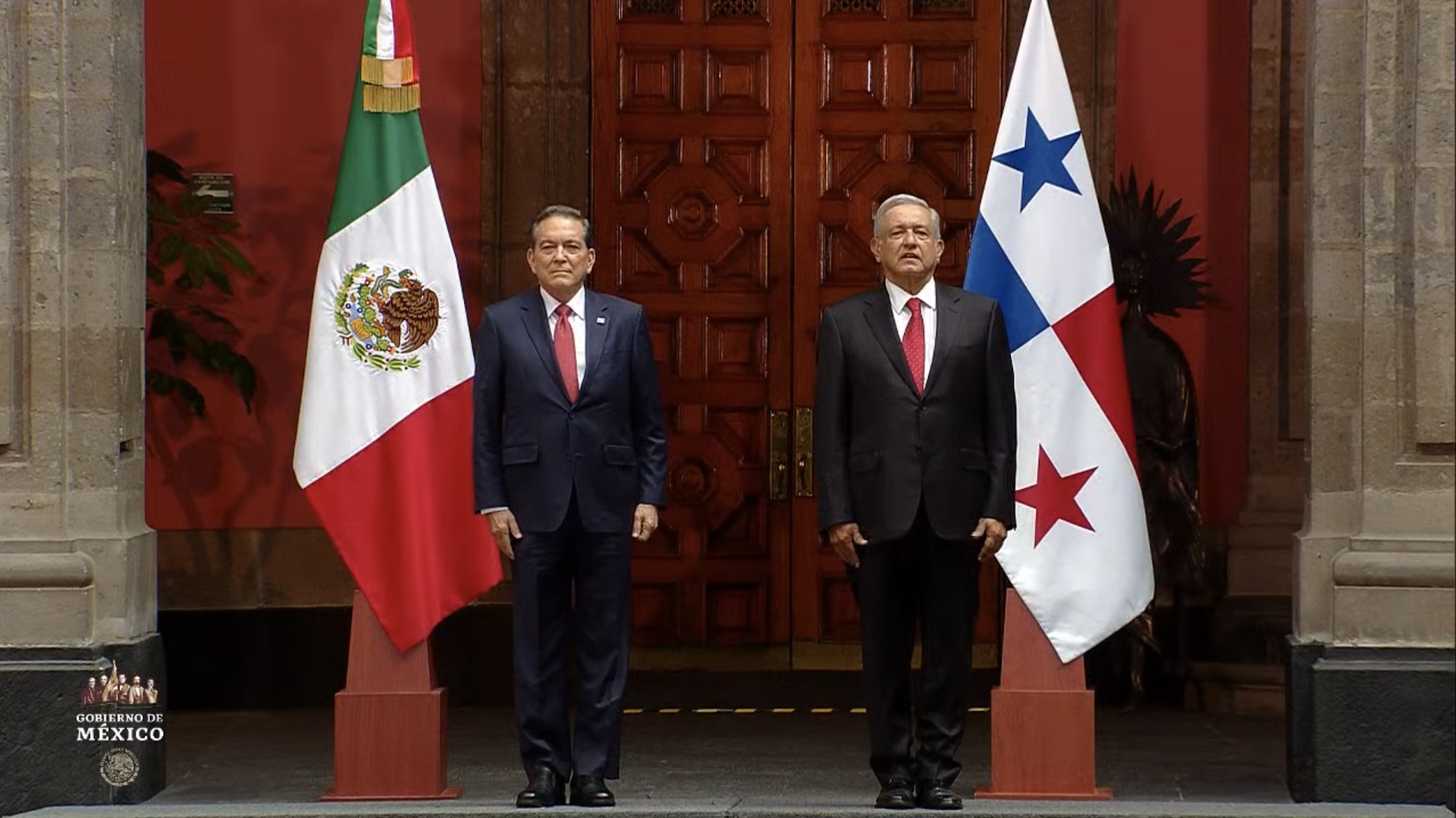 Recibe AMLO a presidente de Panamá en Palacio Nacional