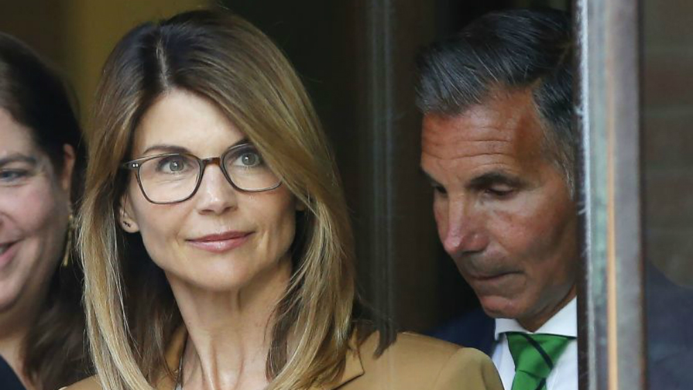 Lori Loughlin se declara inocente de nuevos cargos de soborno