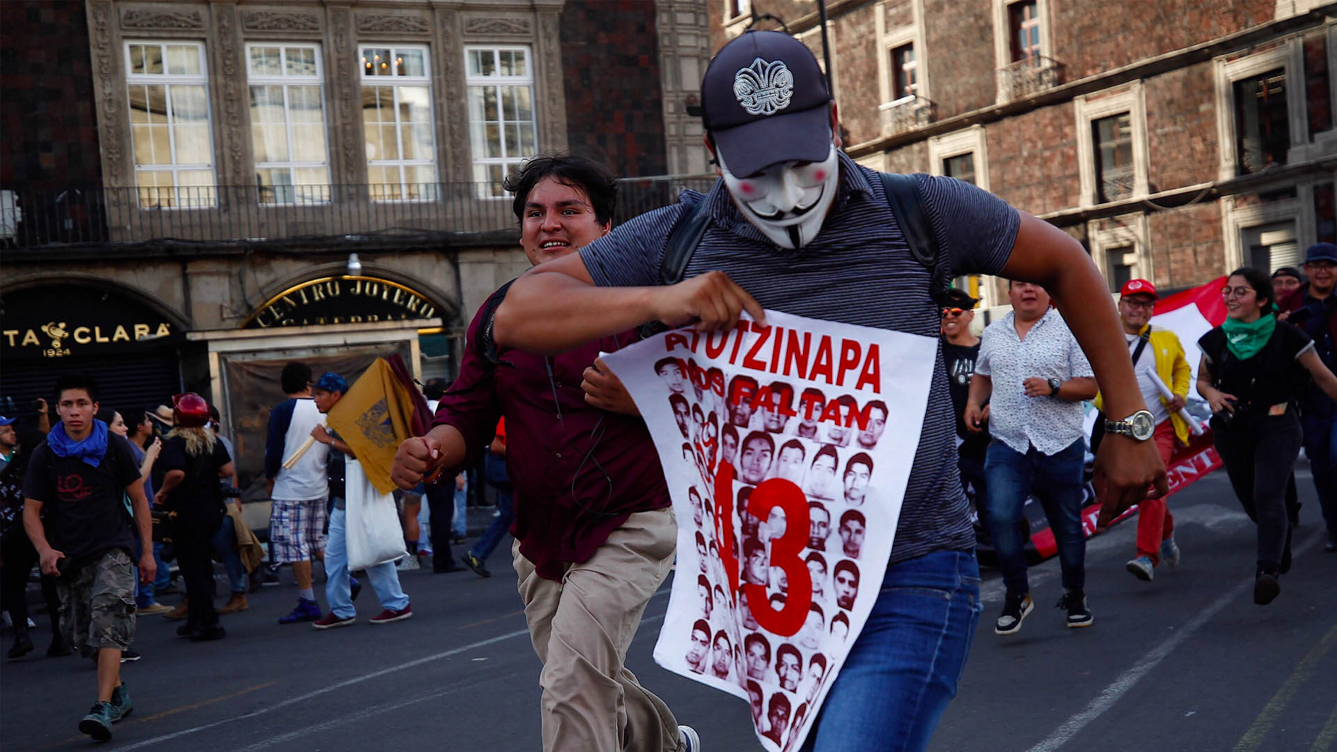 Actos vandálicos en la marcha por el 2 de octubre; falló la estrategia del gobierno capitalino - marcha-2-de-octubre-2019-14
