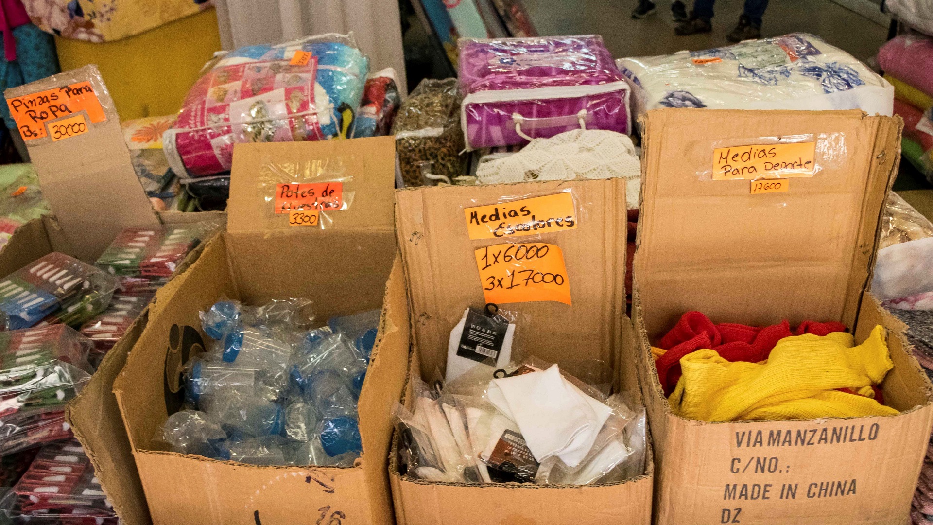 FMI estima que economía venezolana se contraerá 35 por ciento en 2019