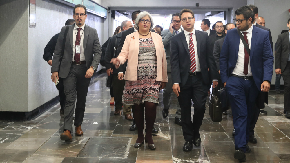 Diputados usan Metro para entrar a San Lázaro