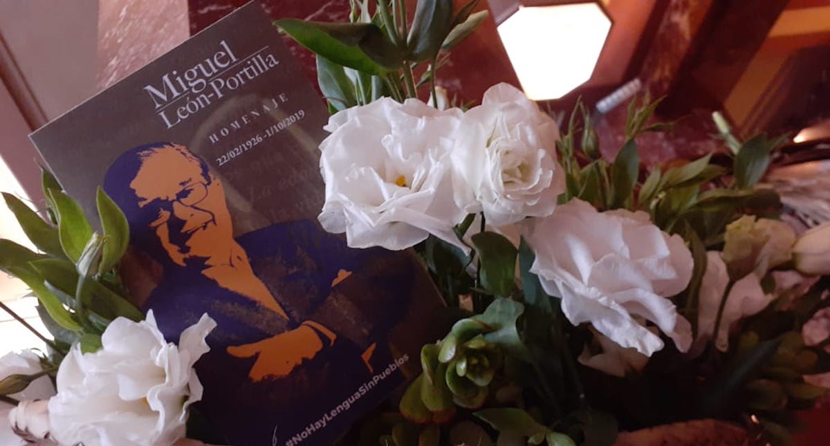 Homenaje a Miguel León-Portilla