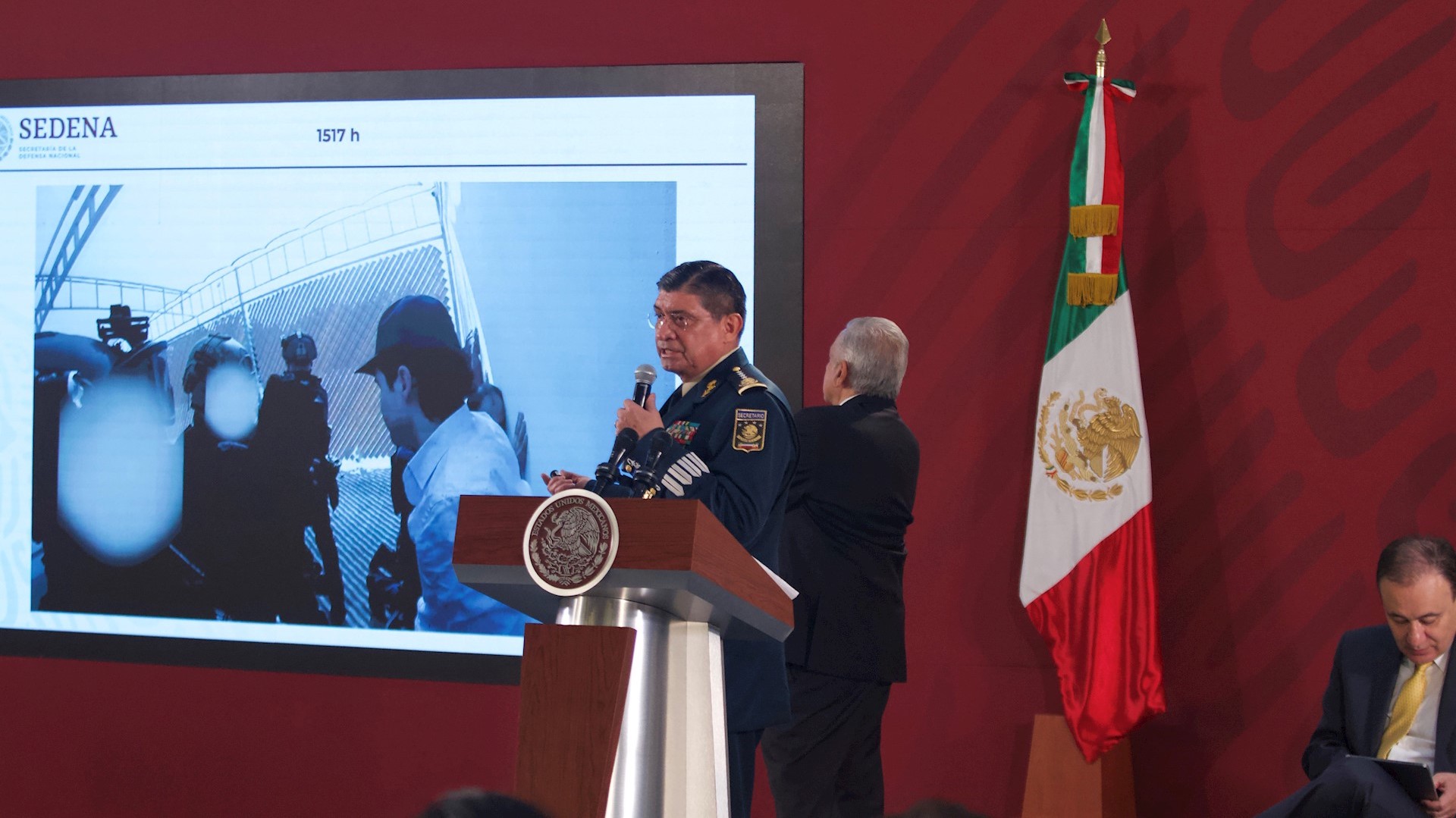 Presenta el titular de la Sedena, general Luis Cresencio Sandoval, cronología del operativo en Culiacán, Sinaloa