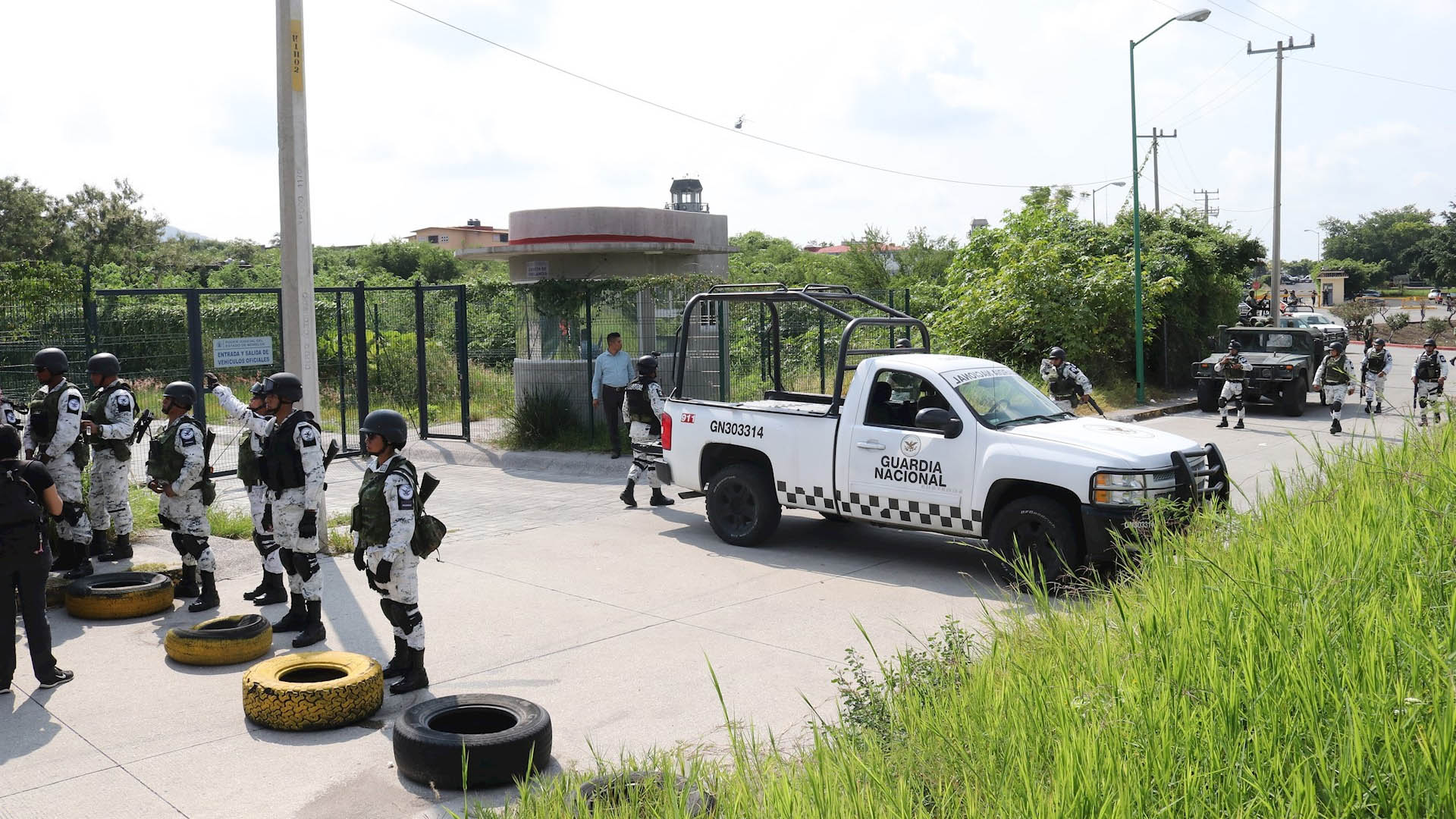 Concluye paro de custodios del penal de Atlalcholoaya; trasladan a reos