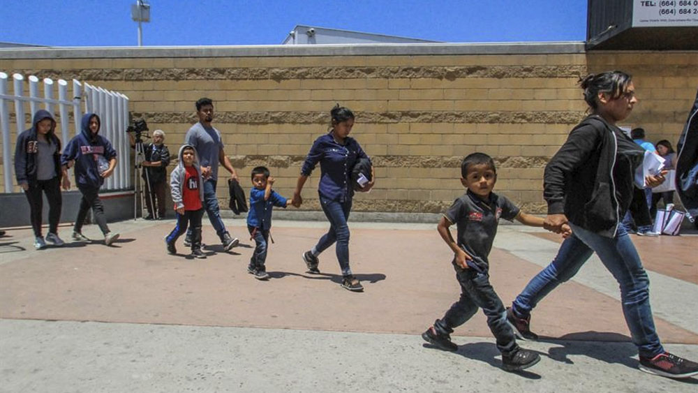 Niños migrantes truncan su educación en su travesía a EE.UU.