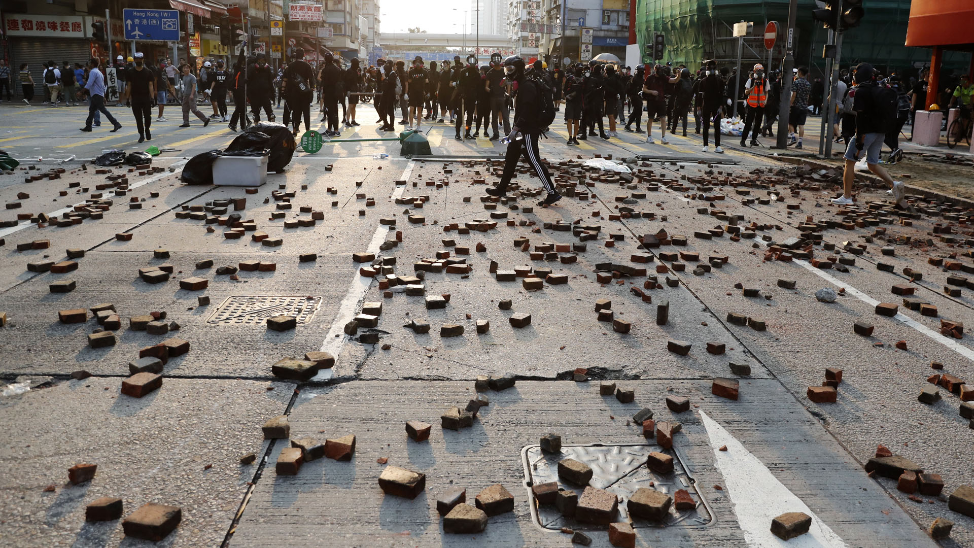 Protesta no autorizada regresa el caos a las calles de Hong Kong - nuevamente-hong-kong-vivio-un-domingo-de-caos-por-actos-vandalicos-en-protestas