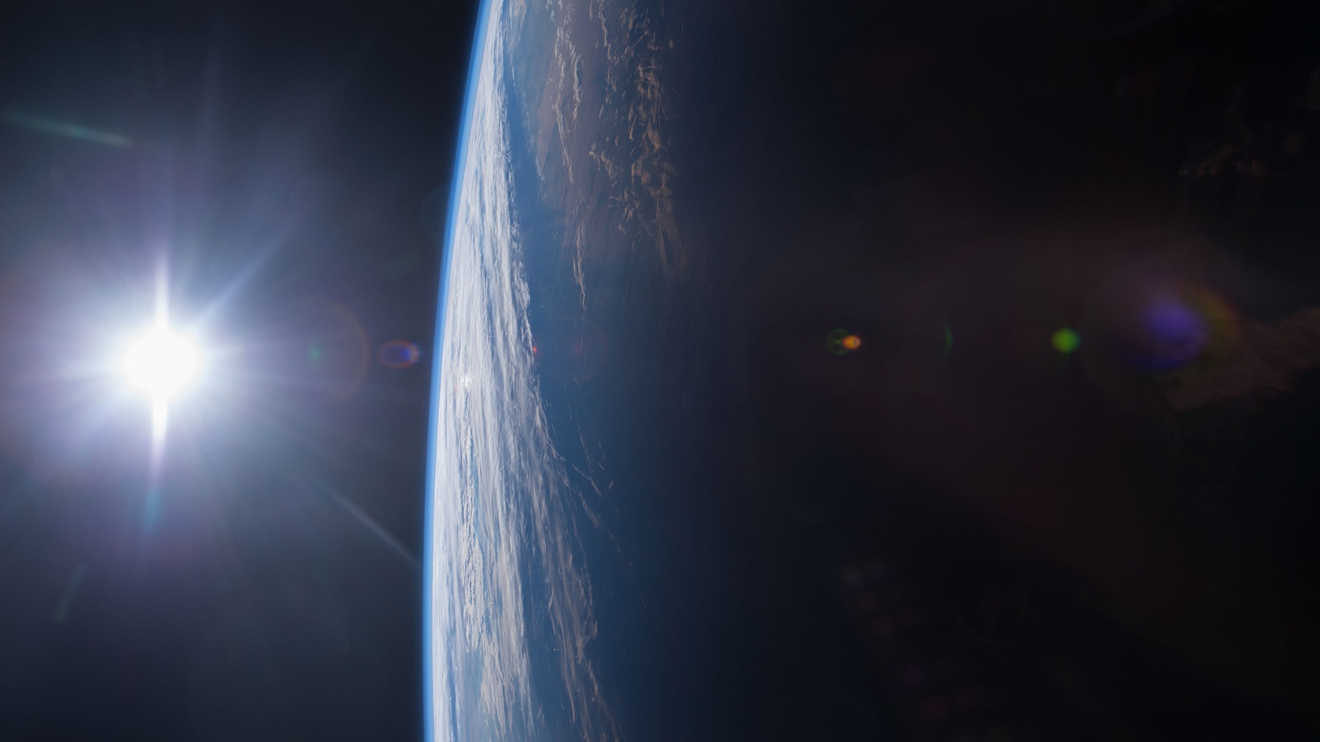 Astronauta de la NASA pide hoteles antes de impulsar turismo espacial Astronauta de la NASA pide hoteles antes de impulsar turismo espacial