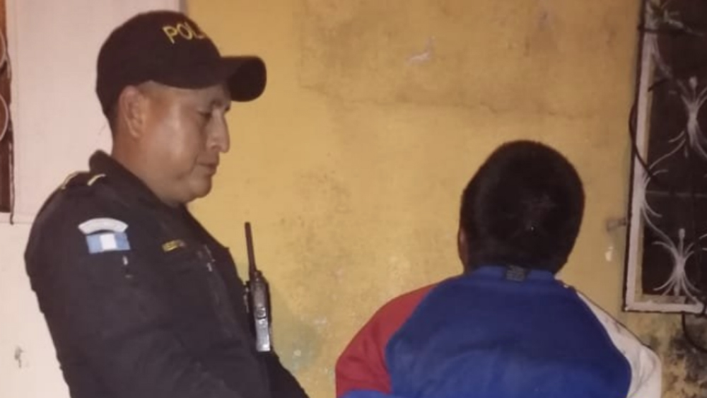Padre guatemalteco ebrio atropella a su hijo con su bicicleta y muere