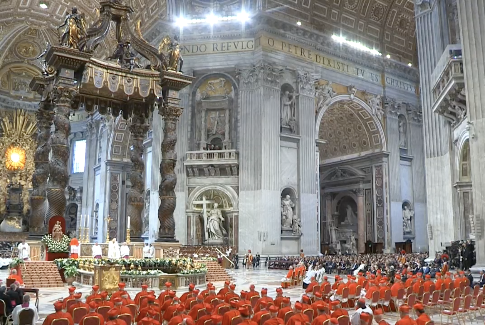 El papa a cardenales: La deslealtad en la Iglesia es por falta de compasión