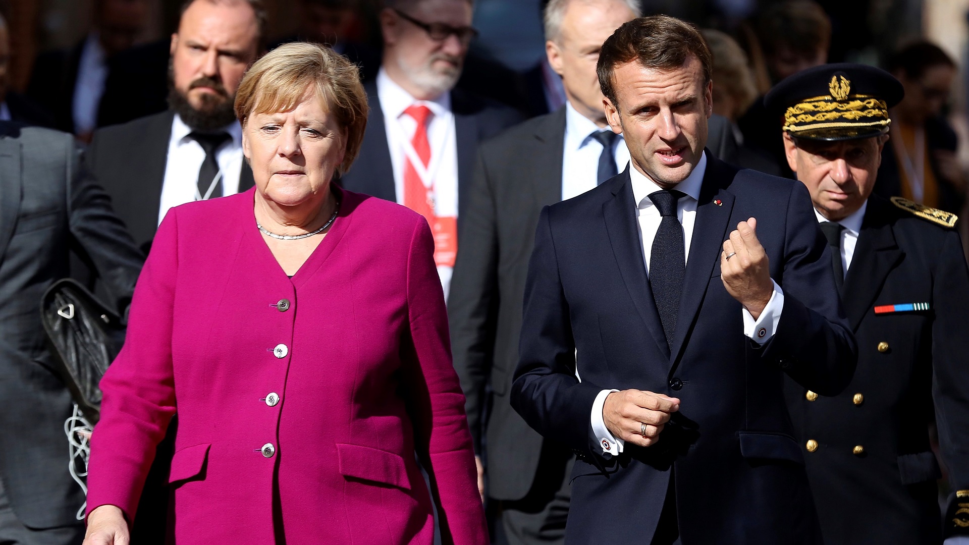 Macron y Merkel afianzan cooperación de cara al ‘Brexit’