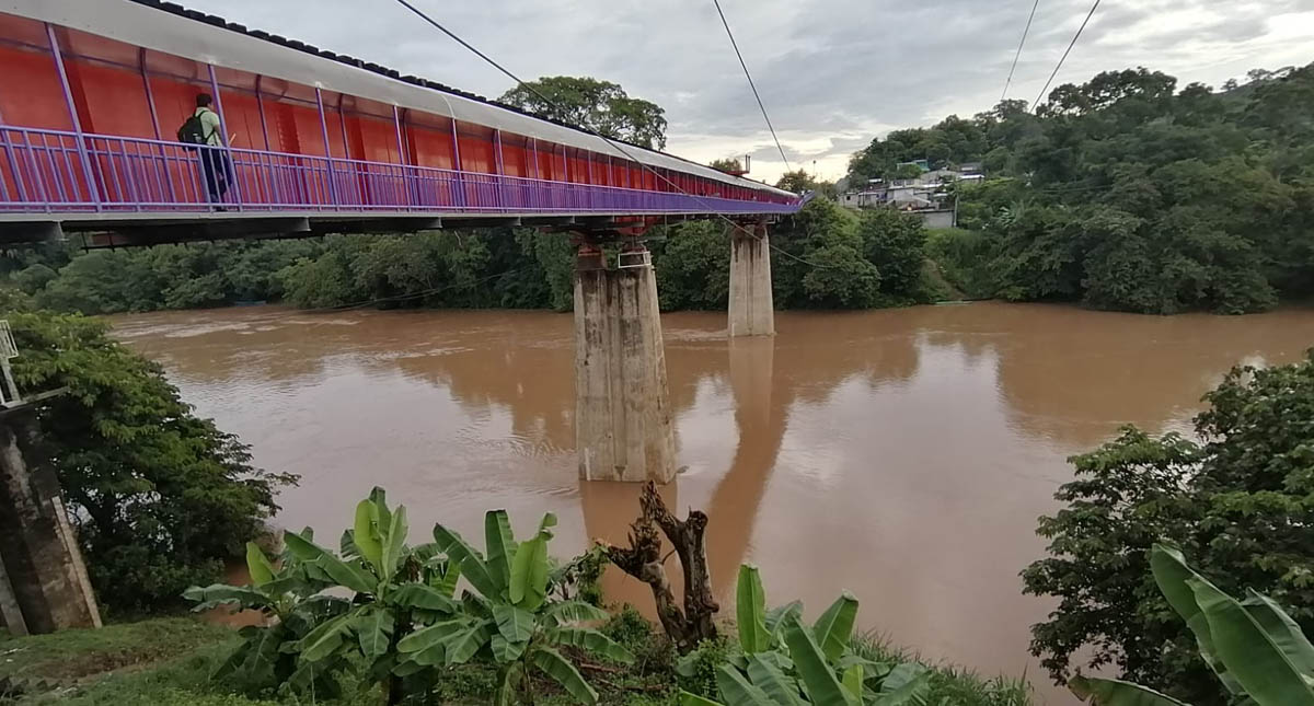 Alertan por crecimiento del río Tulijá en Chiapas por lluvias Alertan por crecimiento del río Tulijá en Chiapas por lluvias