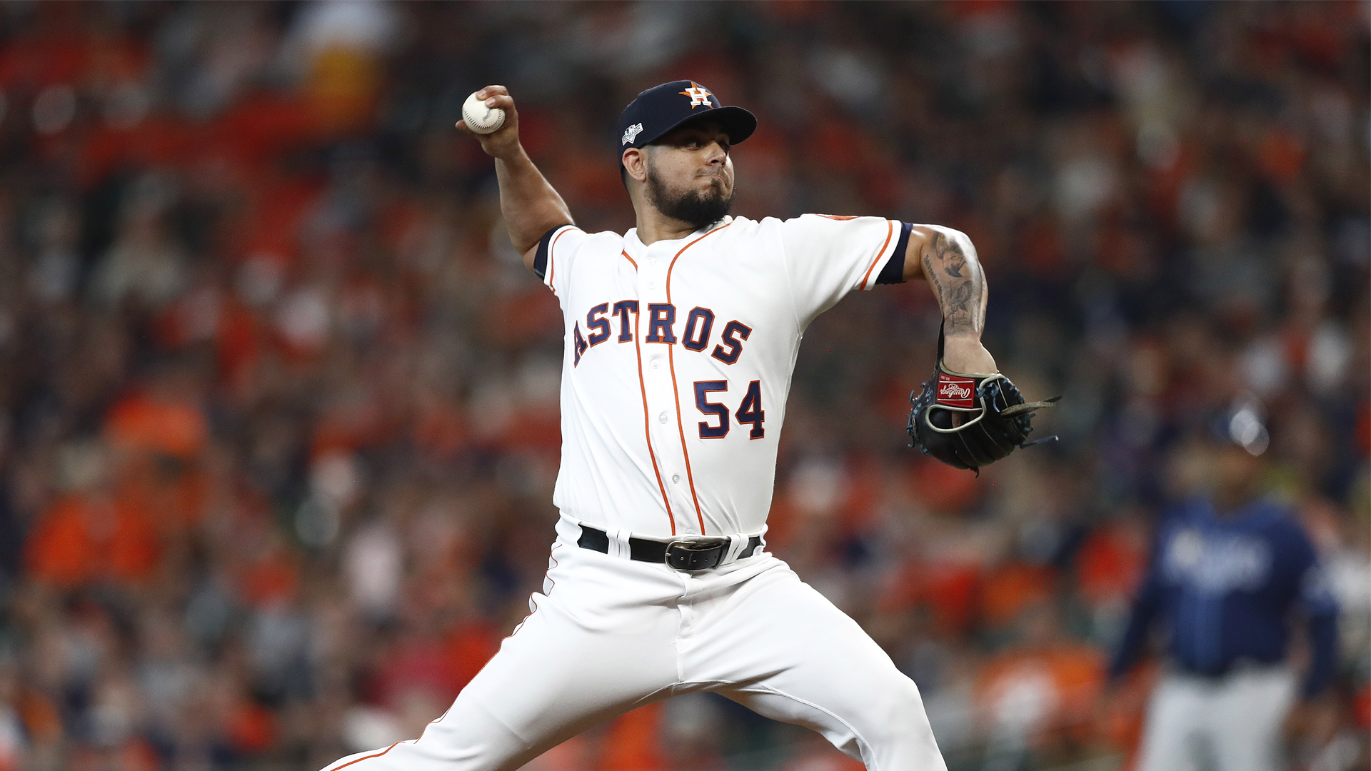 Debut perfecto de Osuna en postemporada; los Astros pegan primero