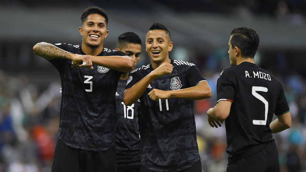 México derrota a Panamá en el Estadio Azteca, pero no convence