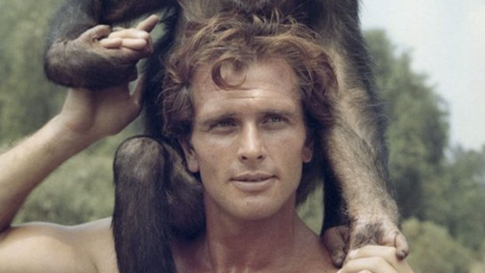 Abaten a hijo de actor que interpretó a ‘Tarzán’ tras matar a su madre