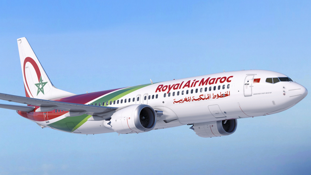 Pasajera de avión da a luz en pleno vuelo