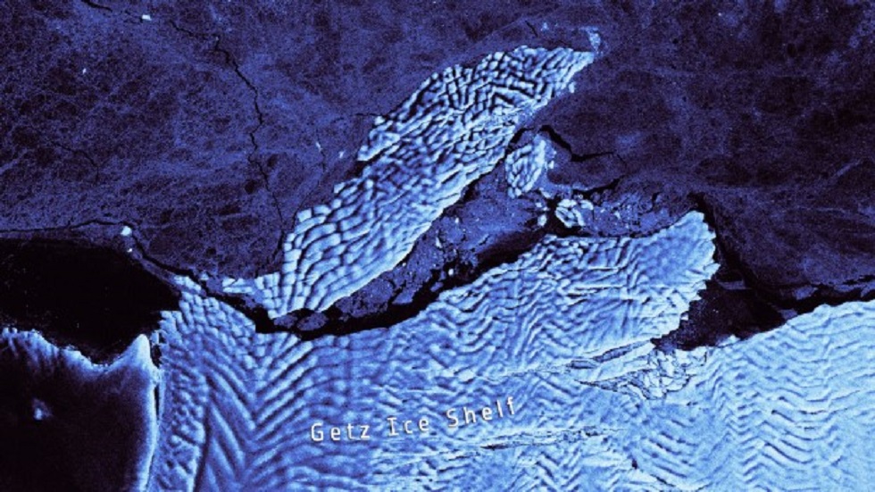 Antártida registra nuevo desprendimiento de iceberg