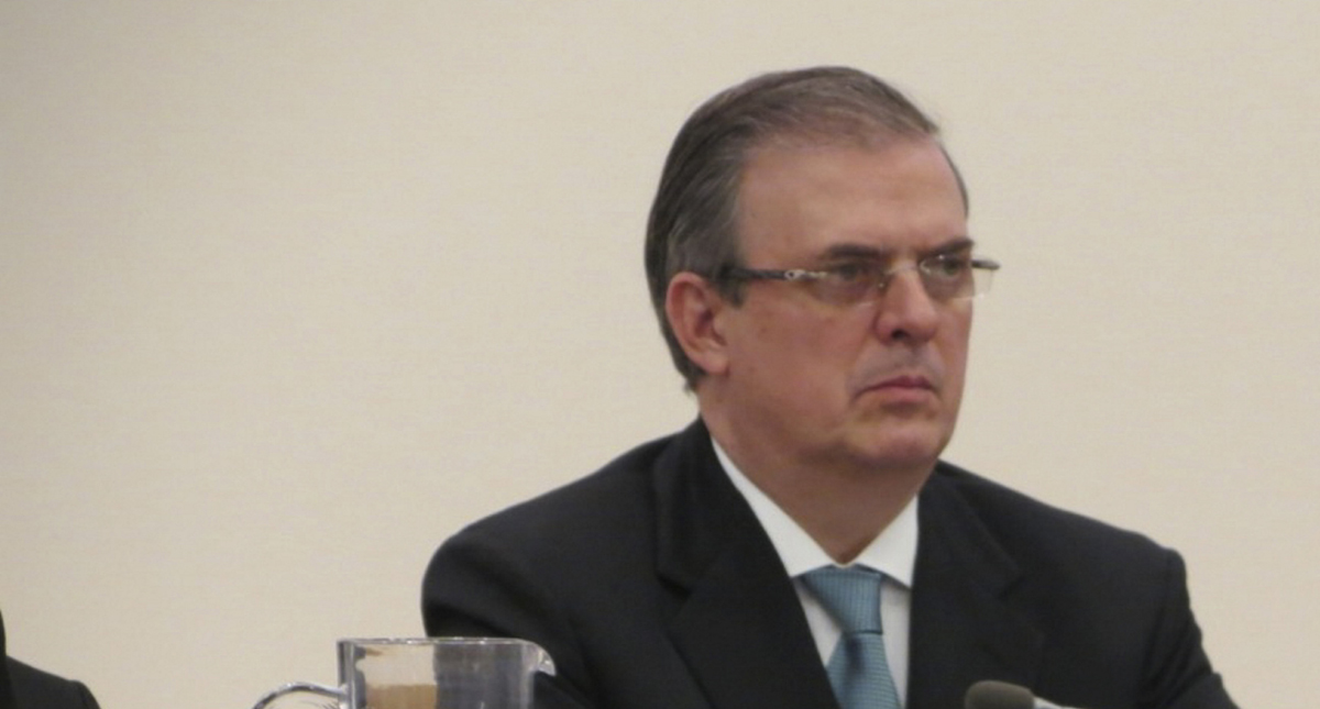 Envían condolencias a Marcelo Ebrard por muerte de su padre