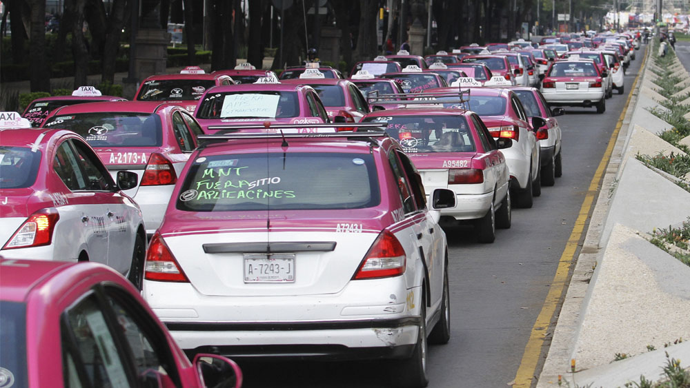 Taxistas planean bloquear la Ciudad de México este jueves