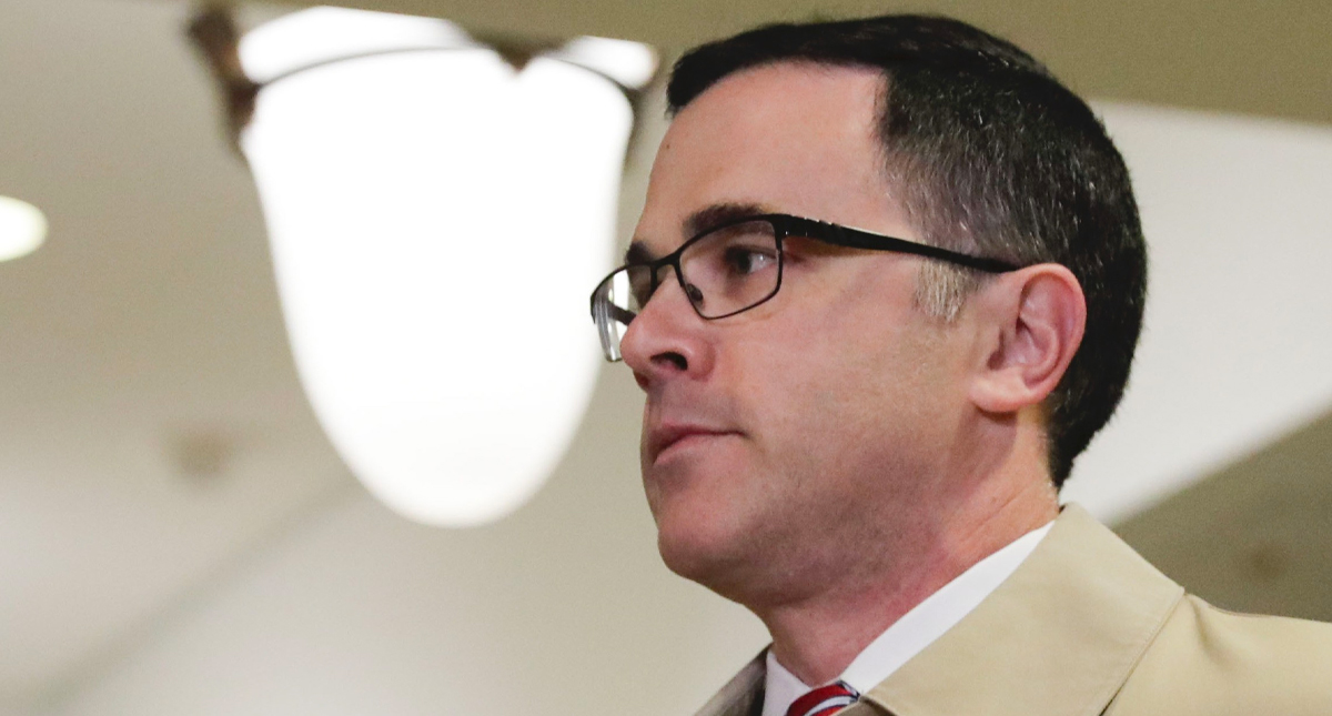 Testifica exasesor de seguridad nacional de Trump por caso Ucrania