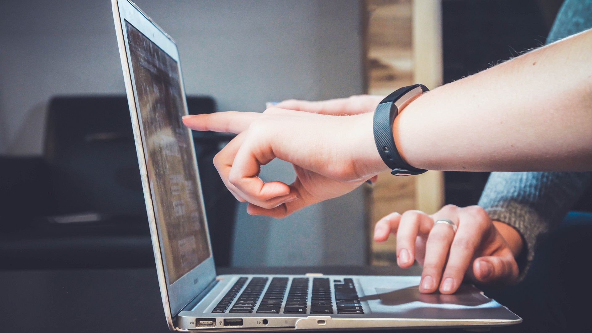 Entra en vigor NOM-035 que previene riesgos psicosociales en el trabajo Entra en vigor NOM-035 que previene riesgos psicosociales en el trabajo