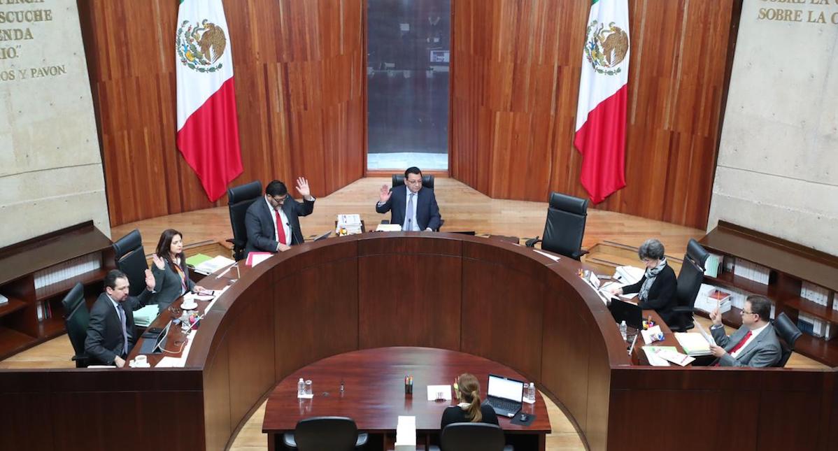 Funcionarios entregaron programas sociales con propaganda de AMLO: TEPJF