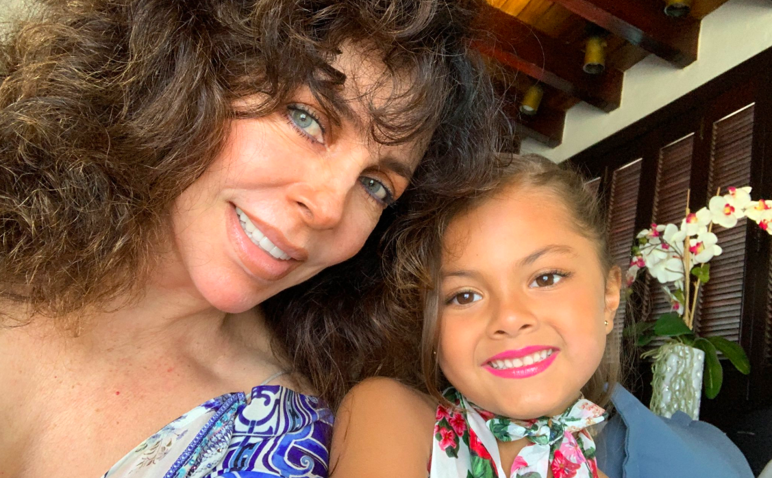 Verónica Castro reaparece en redes sociales