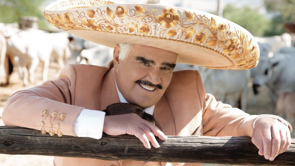 Develarán estatua de Vicente Fernández en Guadalajara