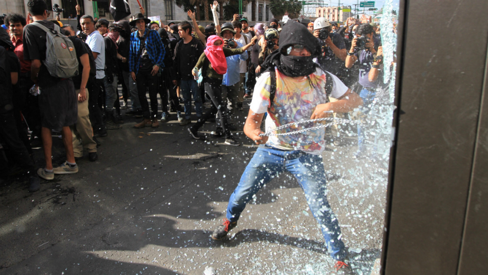 Gobierno de la CDMX califica como un éxito los cinturones de paz y la marcha del 2 de octubre