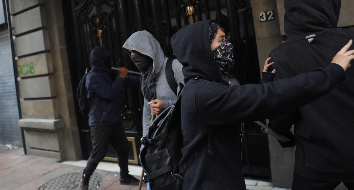 Autoridades identifican a agresores durante la marcha del 2 de octubre Autoridades identifican a agresores durante la marcha del 2 de octubre