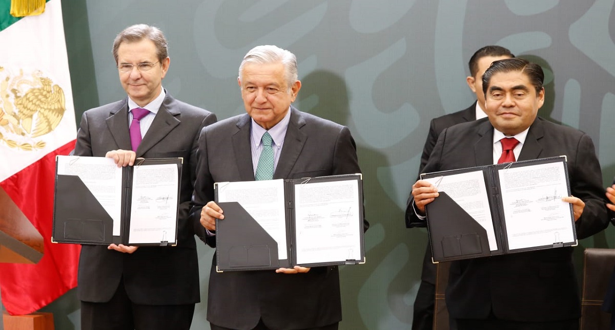 López Obrador pone en marcha en Puebla el programa ‘La escuela es nuestra’