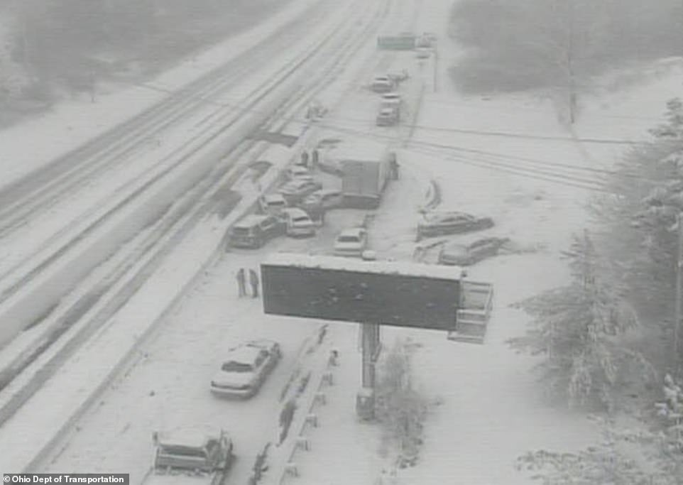 Al menos seis muertos en EE.UU. por tormentas invernales del Ártico - 20938904-7679527-image-m-67-1573620273349