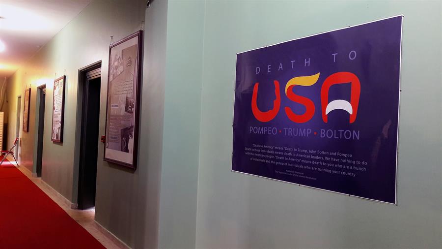 #Video Un recorrido por el espionaje estadounidense de los 70 en Irán - 42fba40cf888479137b0593346096387e2c713d4w