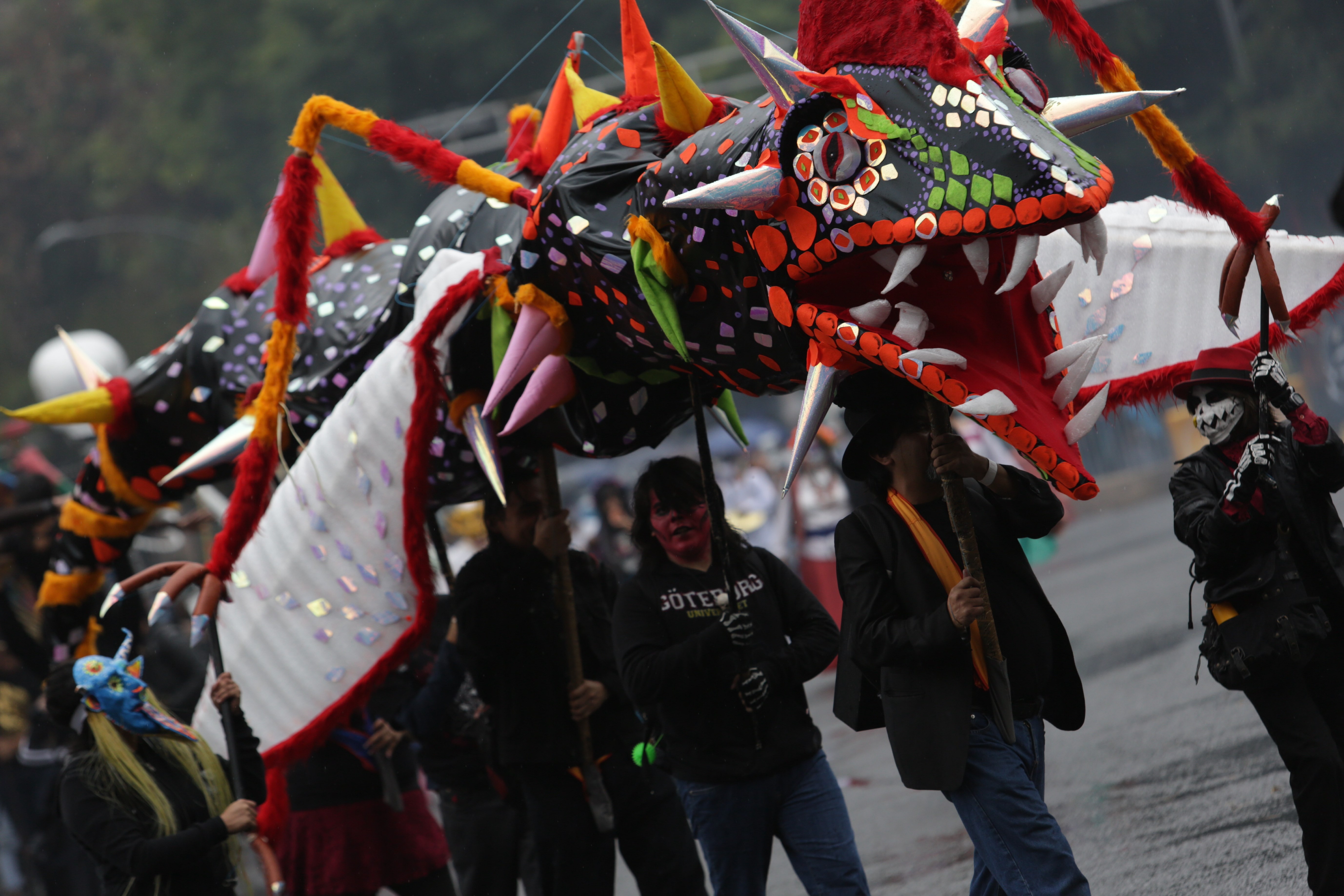 Ecléctico desfile de Día de Muertos en la Ciudad de México - 60fe646b6bee1536a0495a953ca9af5c68c11ec8