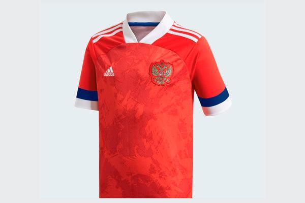 Rusia se niega a utilizar nueva playera de cara a Eurocopa - adidas-bandera-rusia4