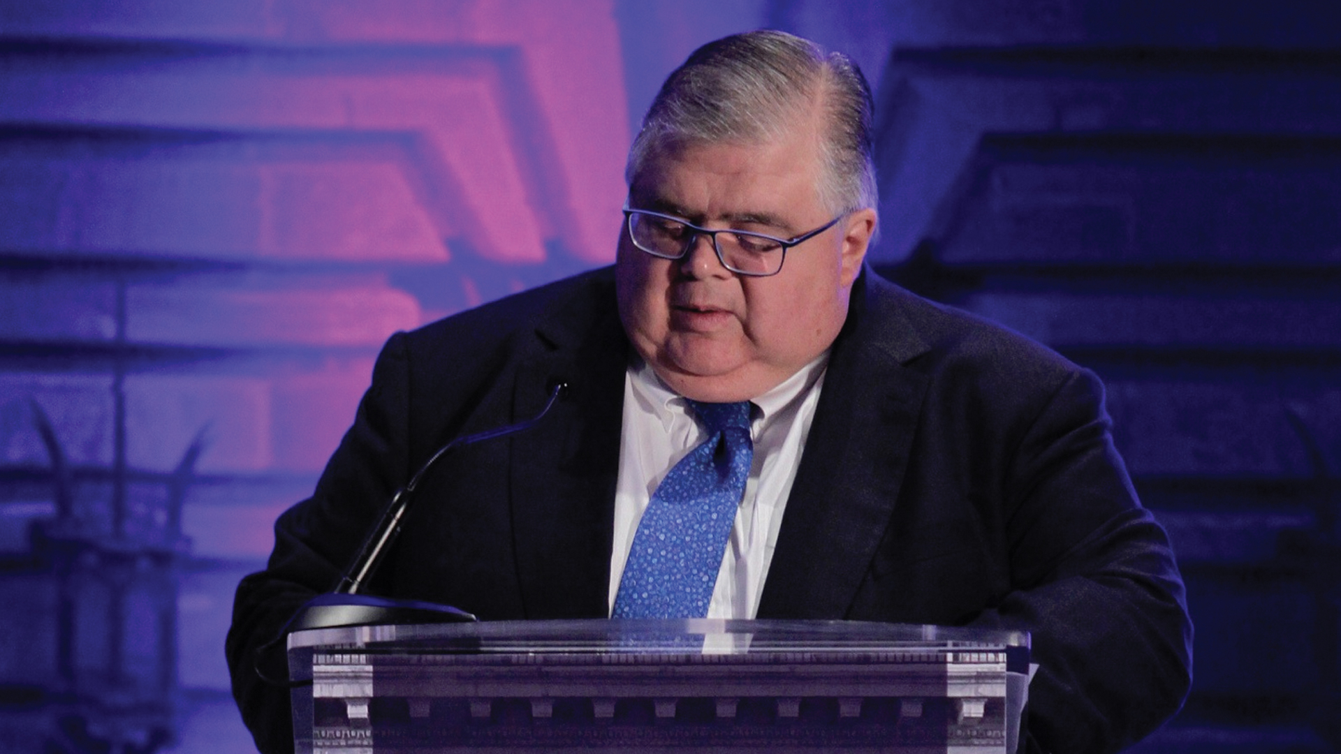 Recesión mundial es poco probable, pero no se puede descartar, asegura Agustín Carstens