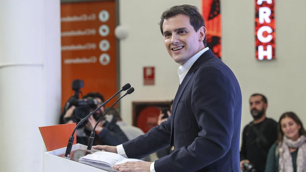 Renuncia líder de Ciudadanos tras fracaso electoral en España
