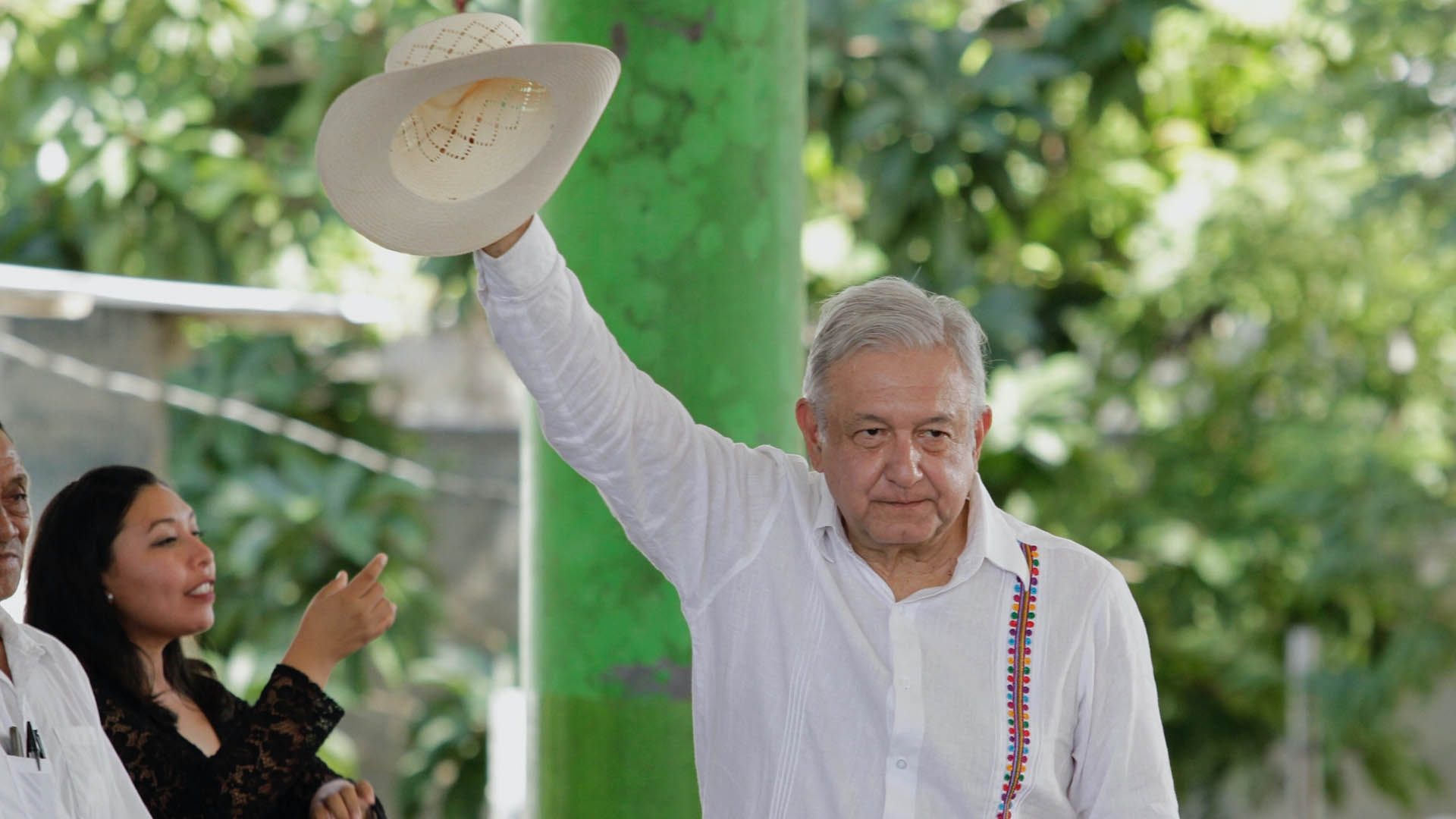López Obrador califica de responsable la renuncia de Evo Morales a la presidencia de Bolivia