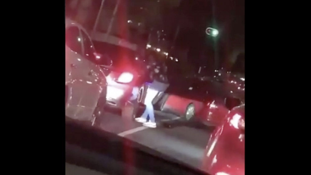 #Video Asalto a automovilista y tripulantes en Eje 8 Sur