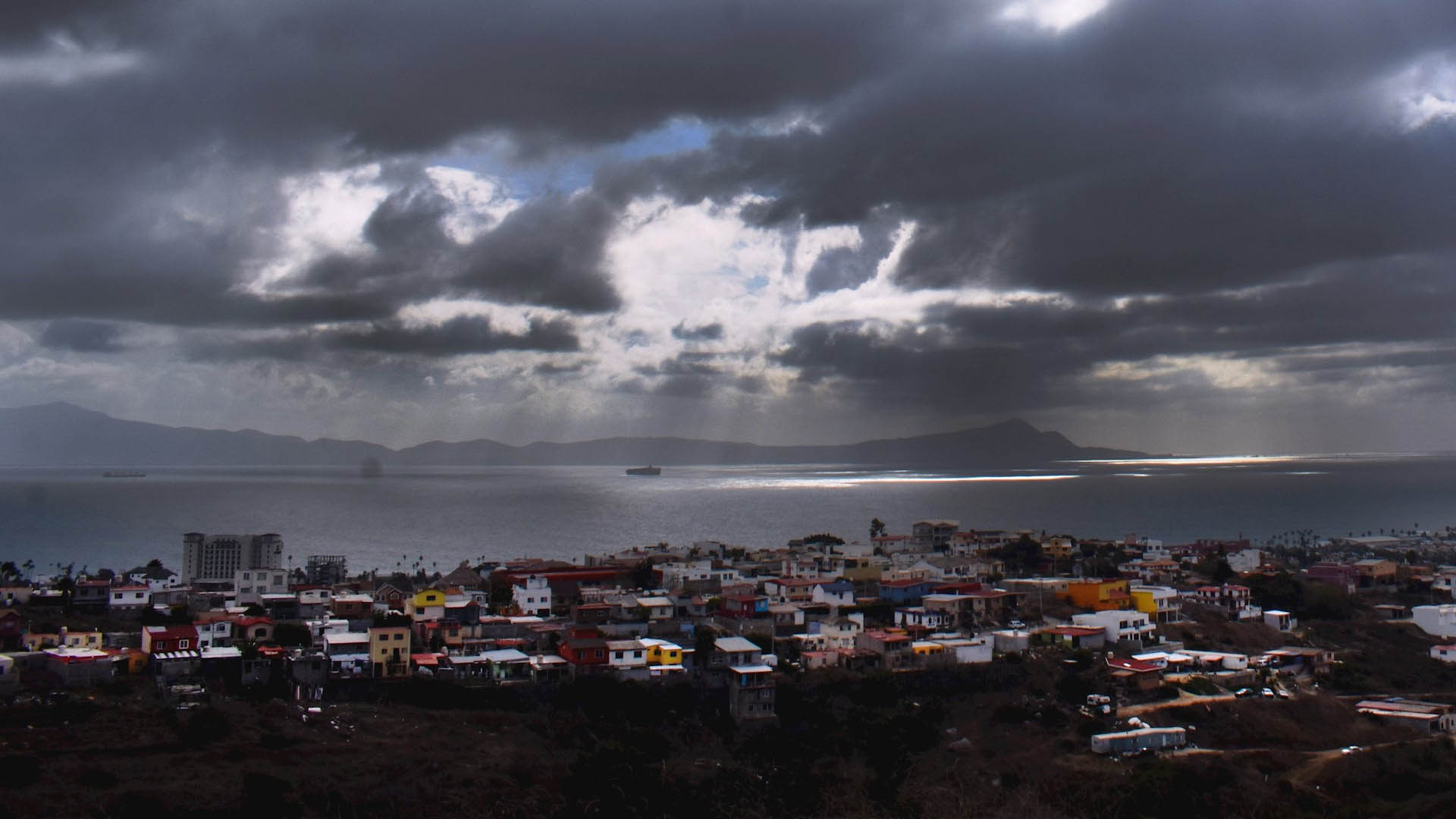 Prevén nevadas y aguanieve en cuatro estados por frente frío y tormenta invernal